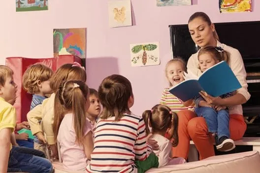 Kiedy dziecko z grudnia powinno rozpocząć edukację w przedszkolu? Sprawdź istotne informacje
